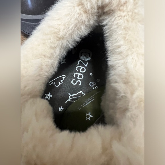 New Fuzzy slip-on shoes - Picture 6 of 8